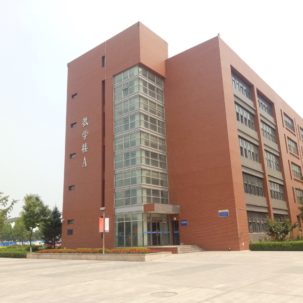 河北唐山遷安職業(yè)中學(xué)